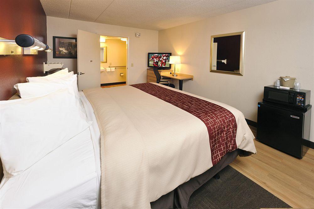 Red Roof Inn Virginia Beach-Norfolk Airport Bagian luar foto
