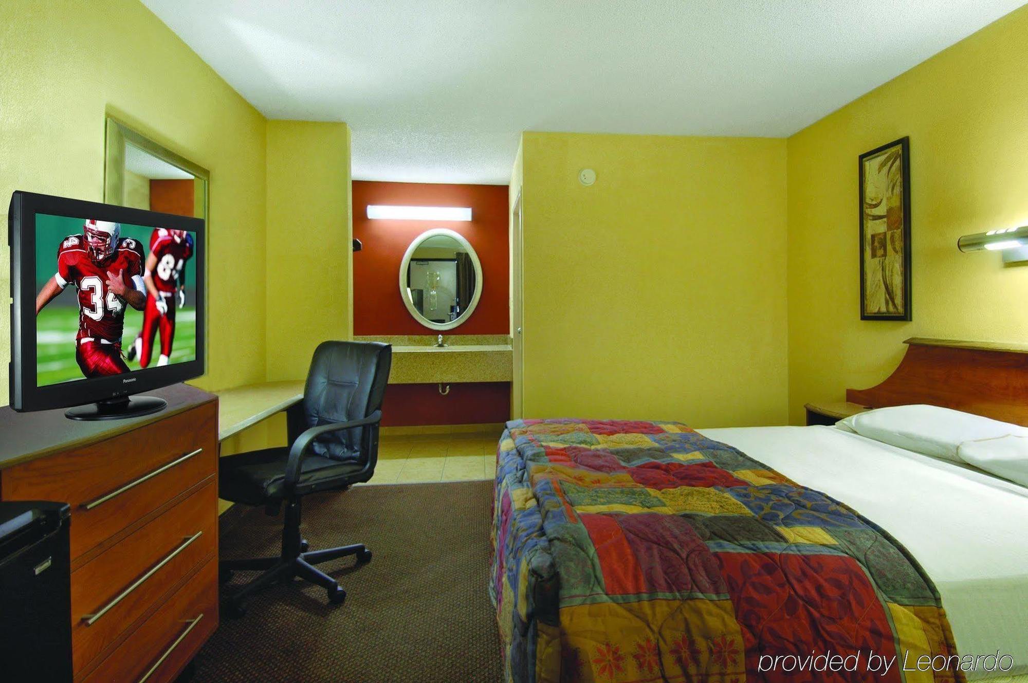 Red Roof Inn Virginia Beach-Norfolk Airport Bagian luar foto